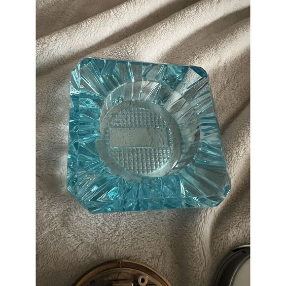 SEIKO Lead Crystal Quartz Aqua Desk Mantle‎ Shelf Clock Japan Heavy Vintage - Picture 2 of 5